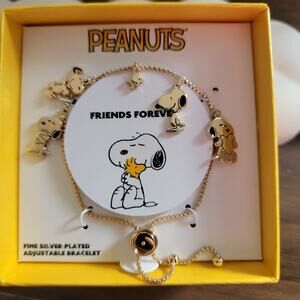 Peanuts Snoopy and Woodstock Gold Charm Bracelet Adjustable NIB